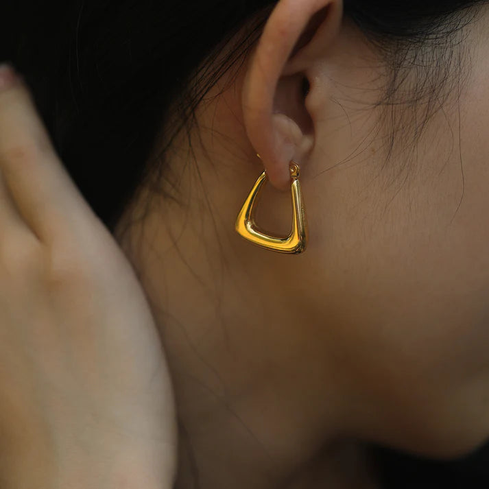 Hackney Nine Anika Triangular Chunky Mini Hoop Earring GLD