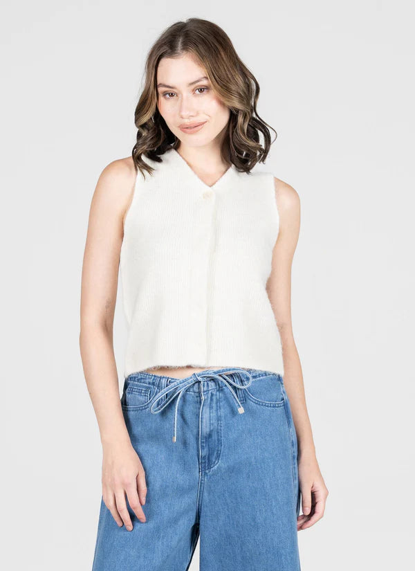 C'est Moi Hidden Button Knit Vest CRM