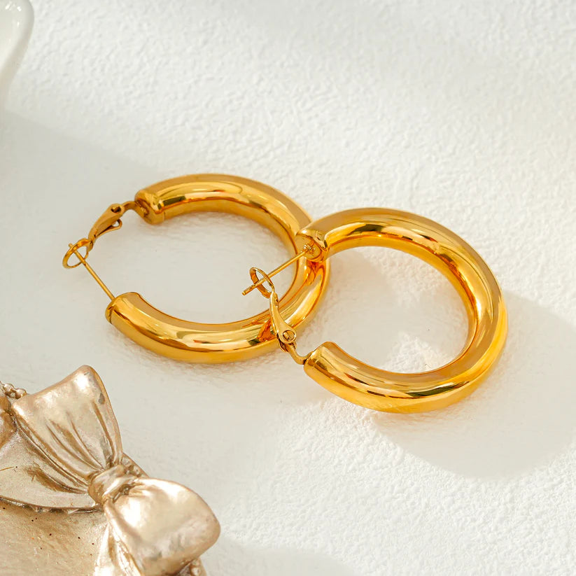 Hackney Nine Derivier Hoop Earrings GOLD