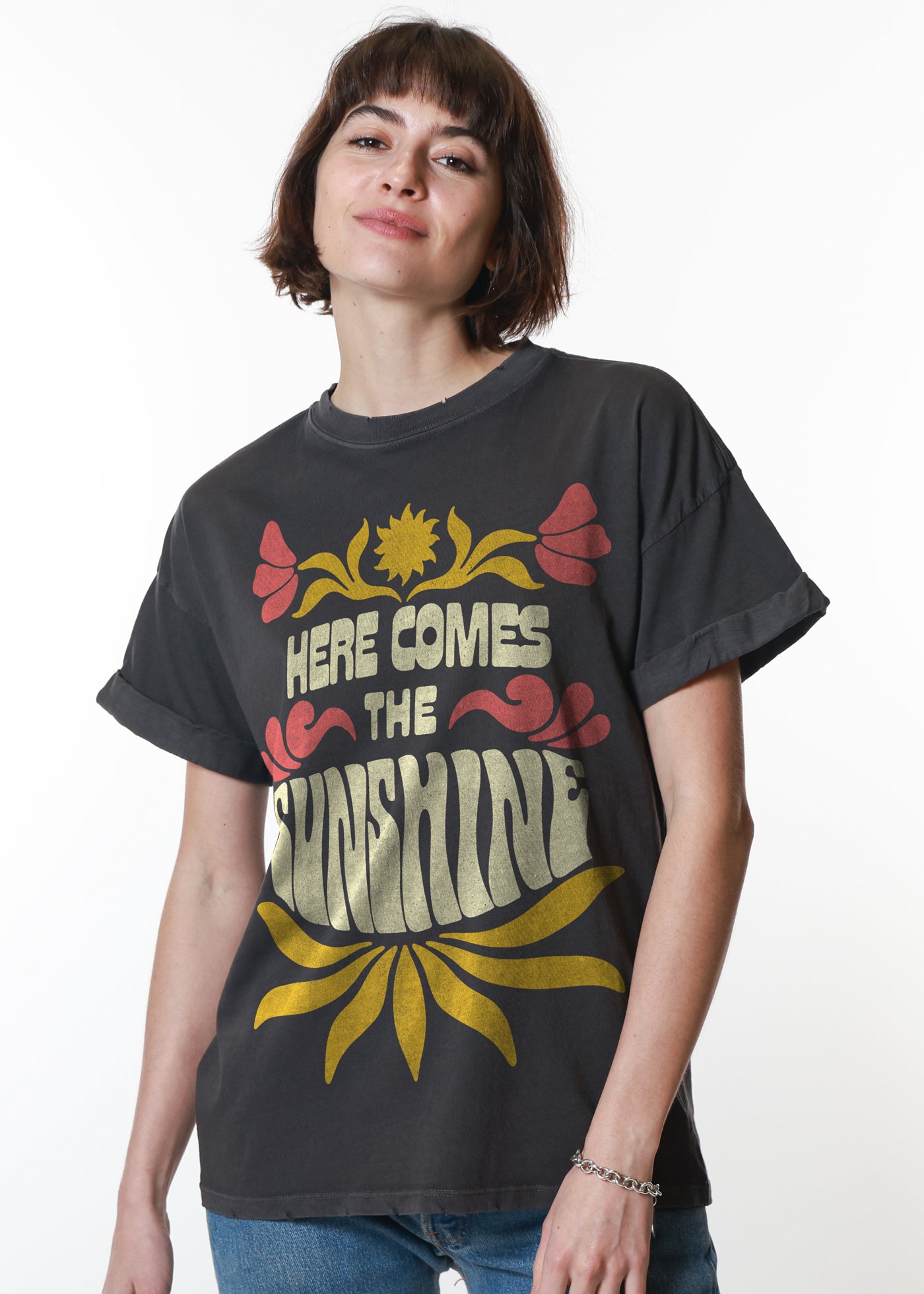 Girl Dangerous Here Comes The Sunshine Tee VBLK