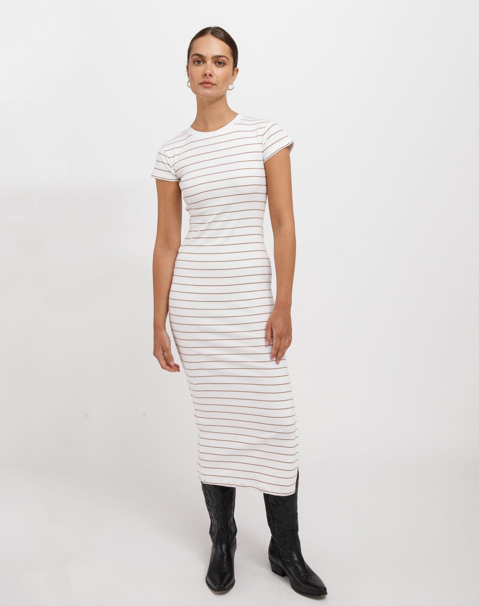 Brunette The Label Ribbed Midi Cap Slv Dress WHT/FAWN