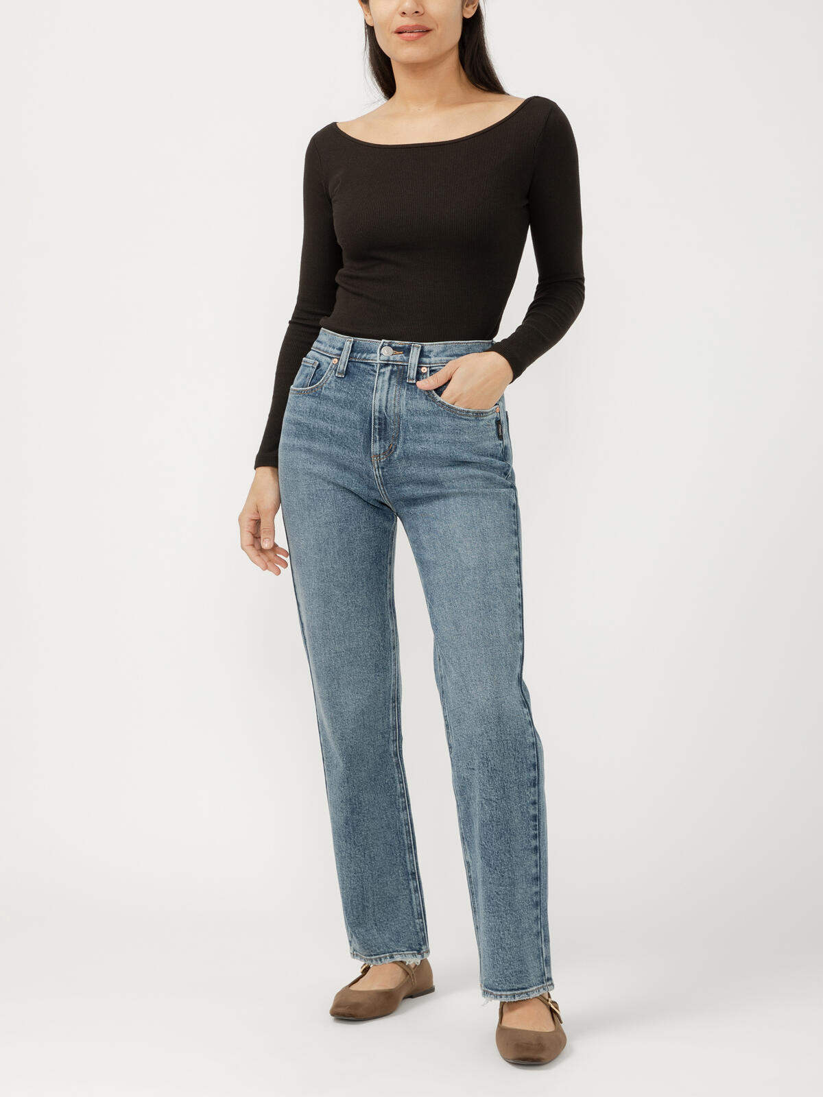 Silver Jeans Highly Desirable Straight Leg Jeans 346