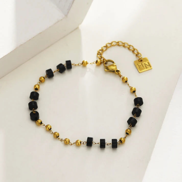 Hackney Nine Rosario Bracelet ONYX/GLD