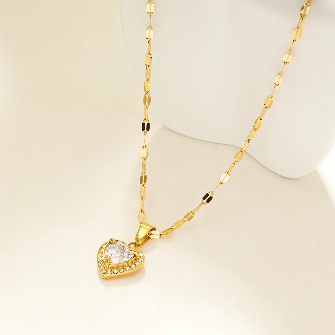 Hackney Nine Zita Heart Pendant Necklace GLD