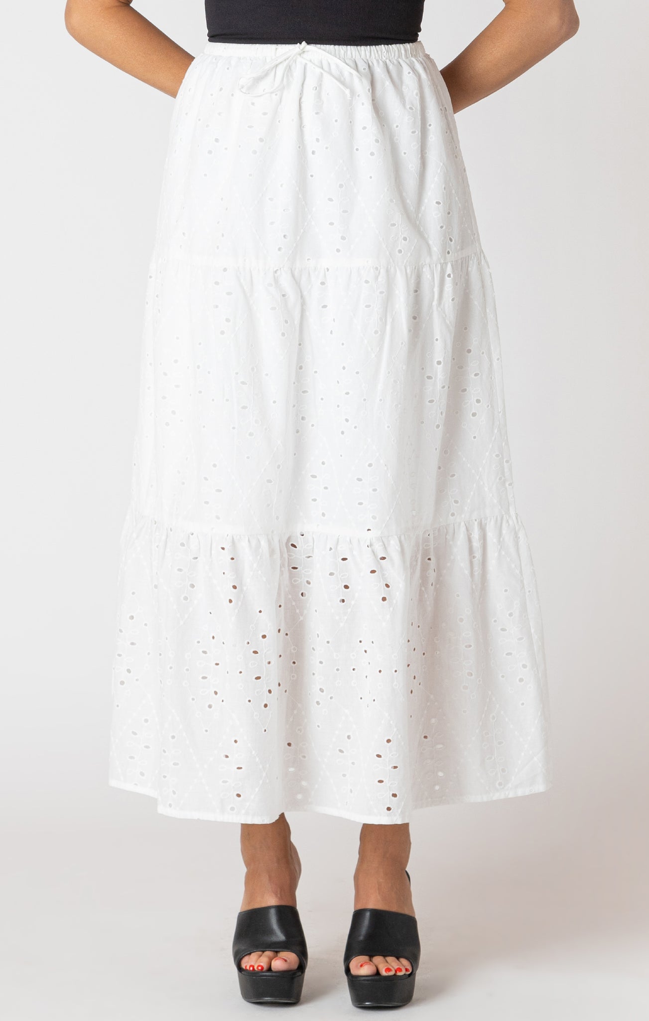 Room 34 Embroidered Eyelet Maxi Skirt WHT