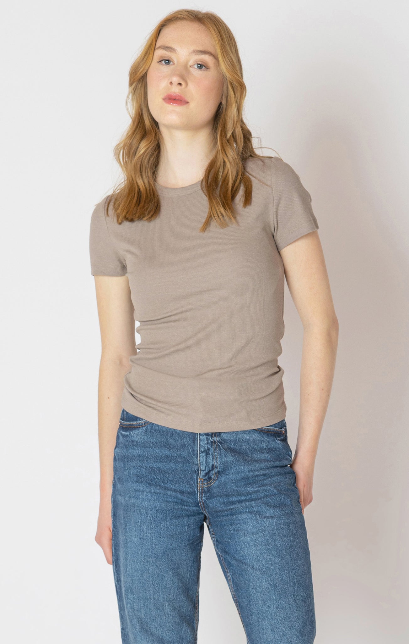 Dex Ribbed Basic Tee ALMOND