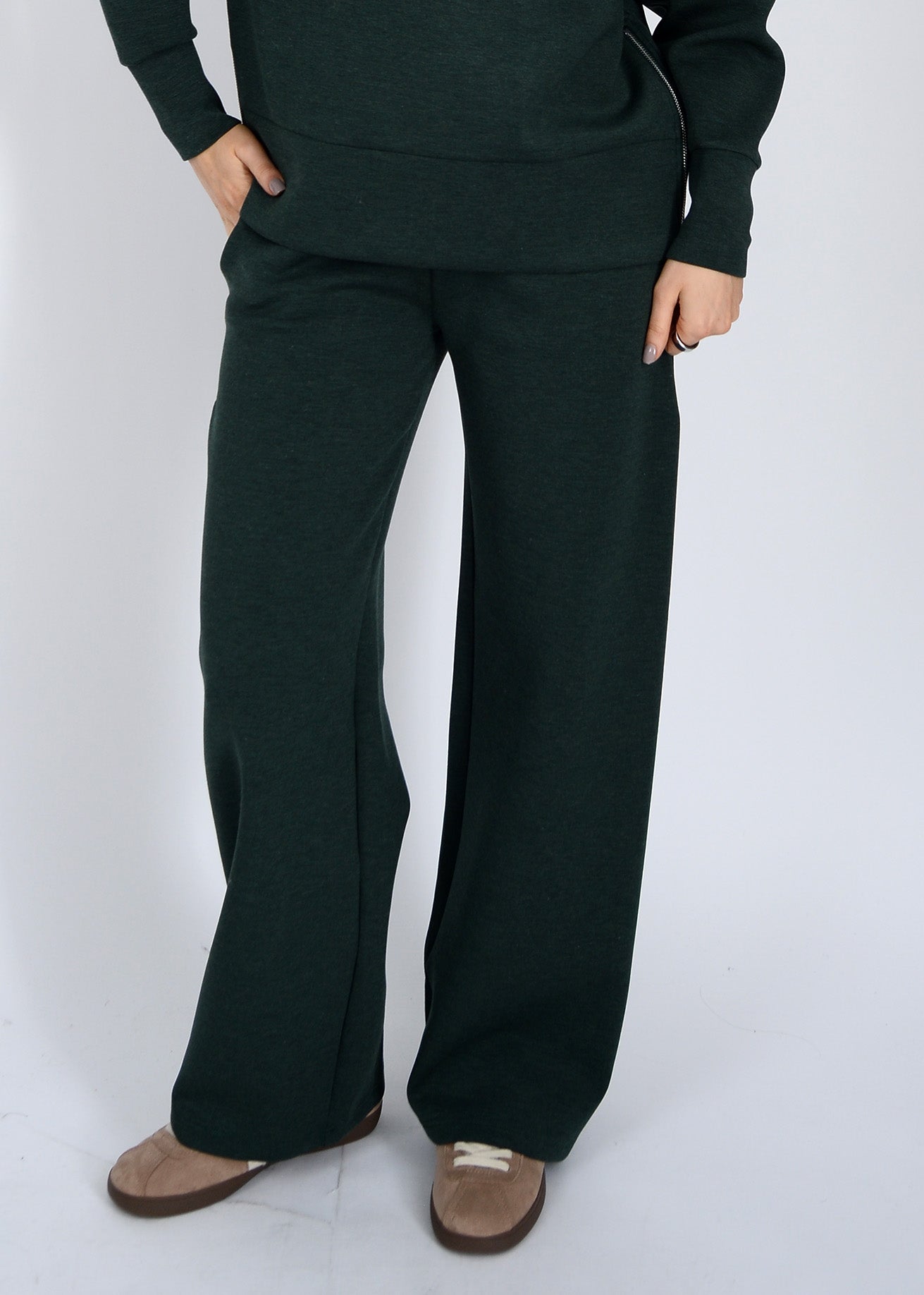 RD Style Victoria Soft Knit Straight Leg Pant PINE