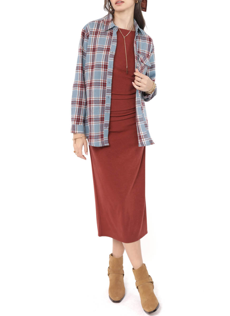 Sadie & Sage Flannel Cure Button Up Top BLU