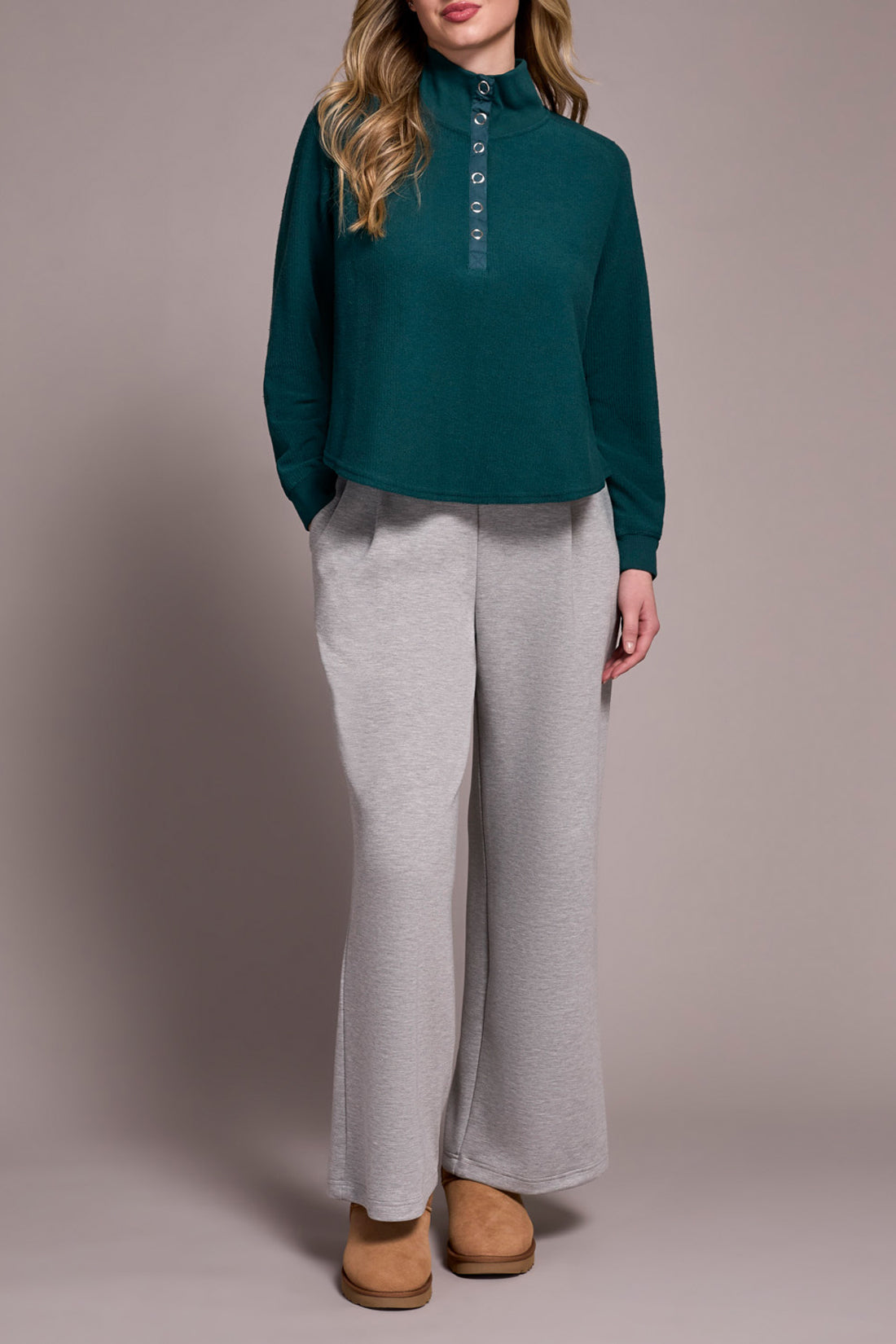 Tribal Henley w. Rib Combo Top PINE