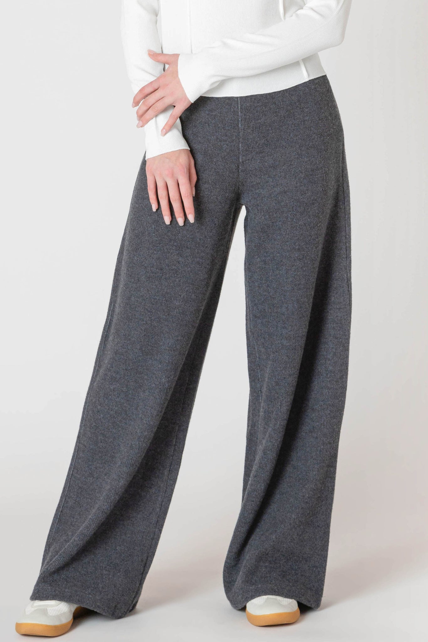 Room 34 Wide Leg Ribbed Pant CHARCOAL